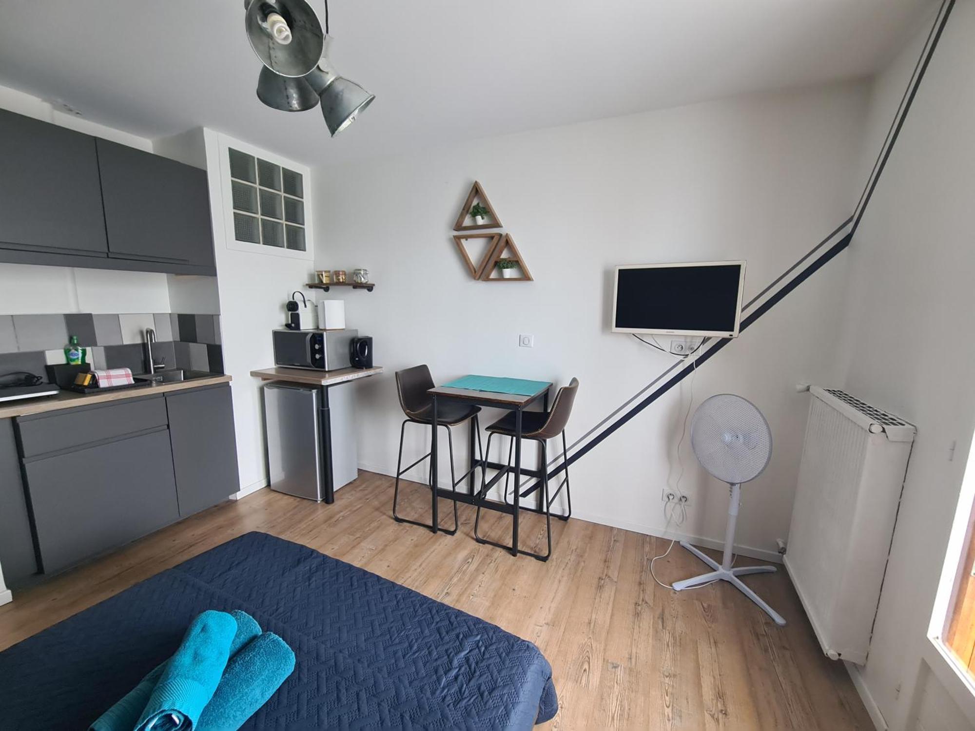 Studio Aix Centre Ville A Pied Avec Stationnement Aix-en-Provence Dış mekan fotoğraf